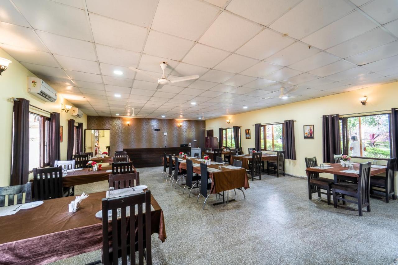 Narmada Hills Resort Godarpura Dış mekan fotoğraf