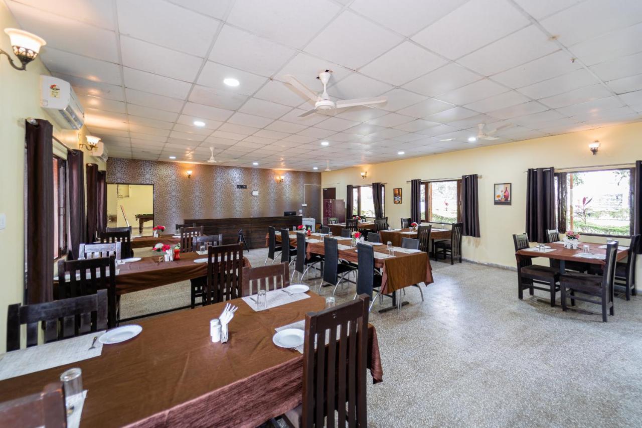 Narmada Hills Resort Godarpura Dış mekan fotoğraf