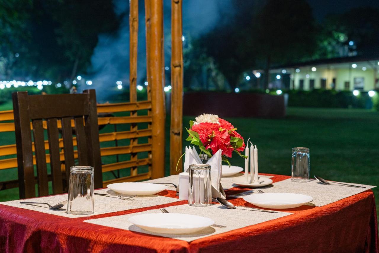 Narmada Hills Resort Godarpura Dış mekan fotoğraf