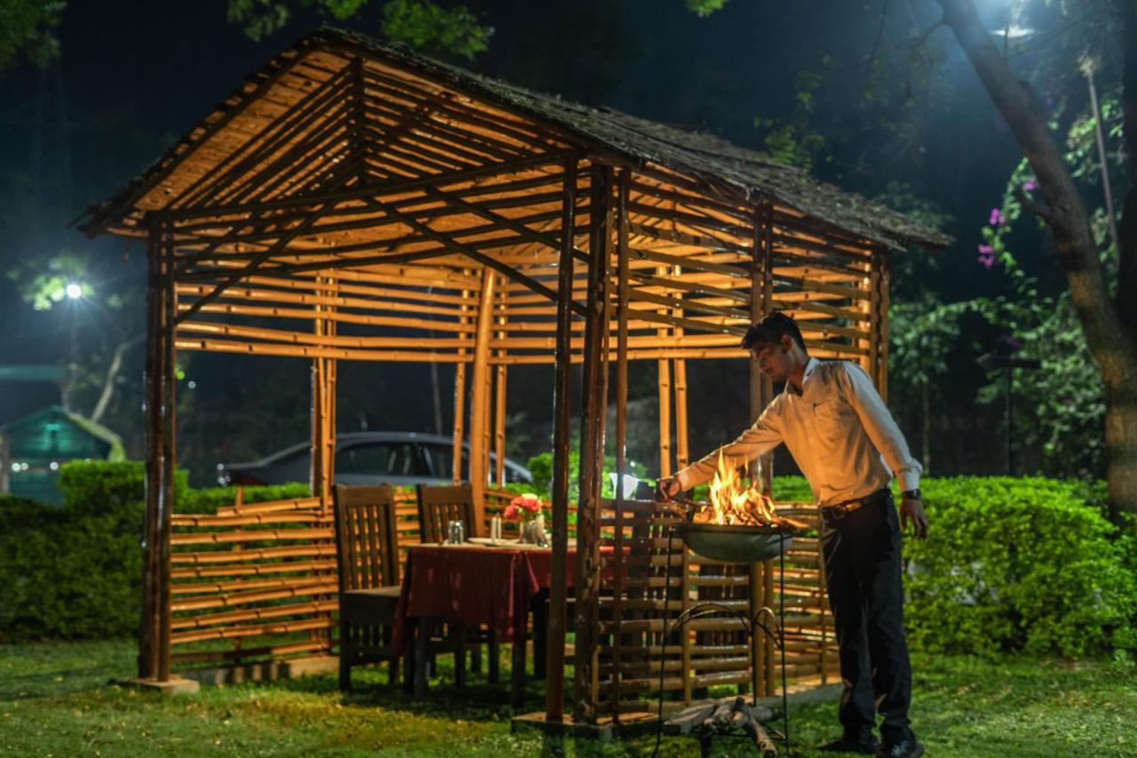 Narmada Hills Resort Godarpura Dış mekan fotoğraf