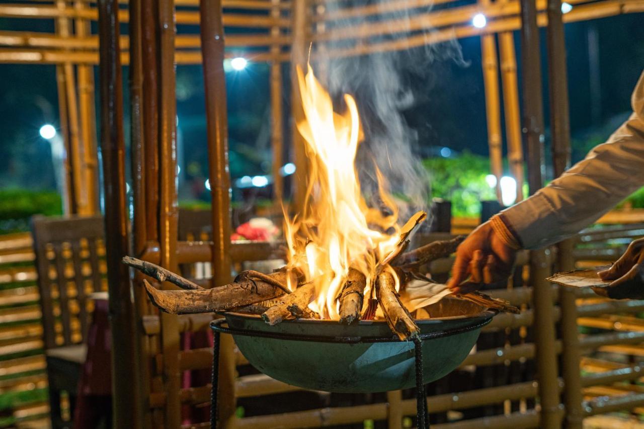 Narmada Hills Resort Omkareshwar Dış mekan fotoğraf